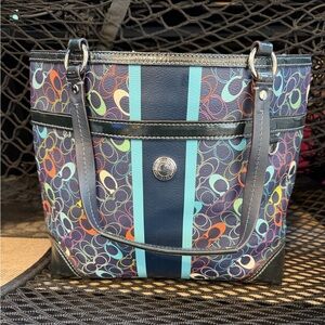 VINTAGE COACH SIGNATURE CHELSEA NAVY BLUE/MULTI SHOULDER BAG/HANDBAG F15139